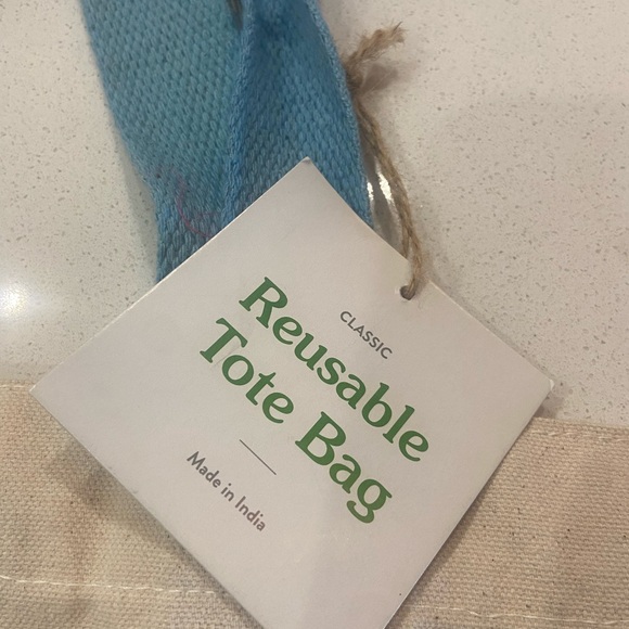 🐝 Bee Kind Reusable Tote with Turquoise Straps - Picture 3 of 3